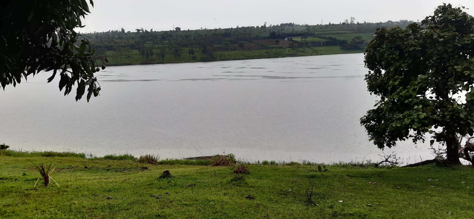 Land for sale in Bugesera Juru near airport of Rwanda Access on lake 1