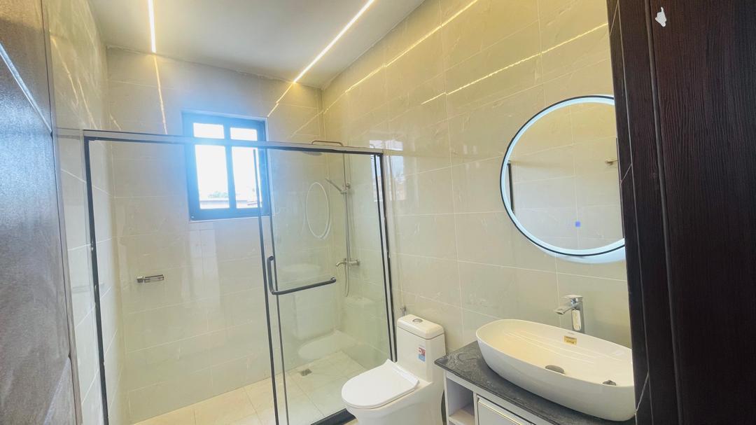 House and Big for sale in   Kimironko-Kibagabaga very modern villa for sale in kigali 2