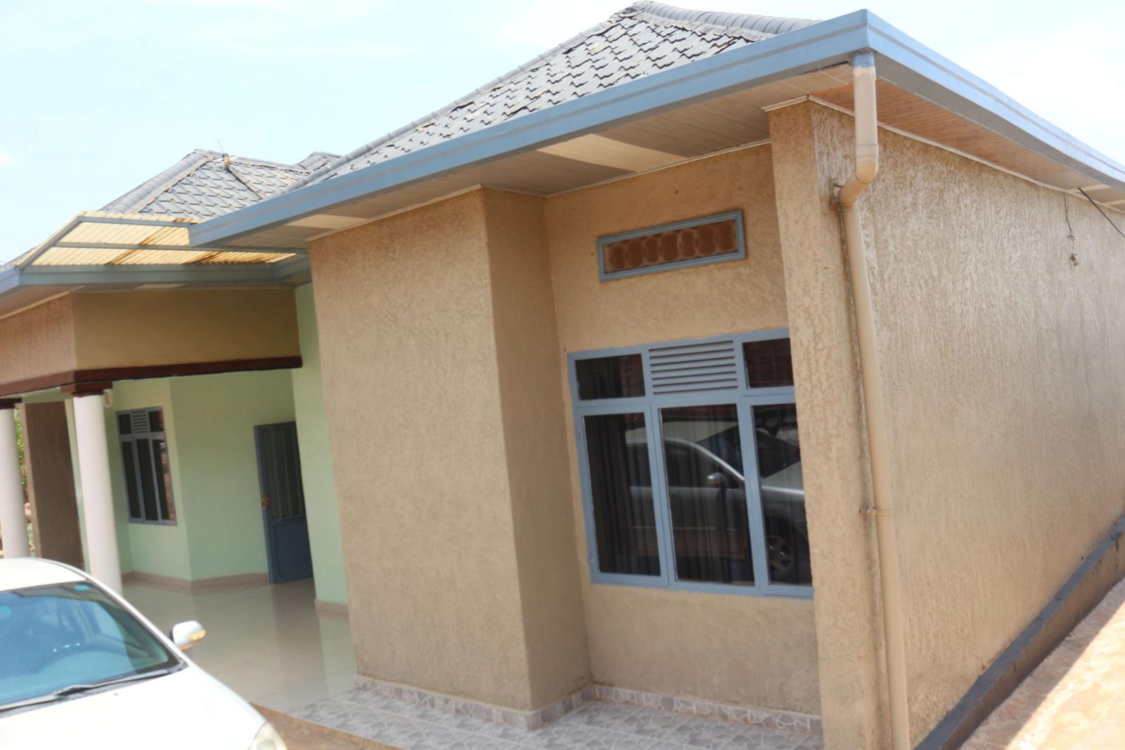 House for sale in Kabeza Kigali Rwanda  near main road access on tarmac road 3
