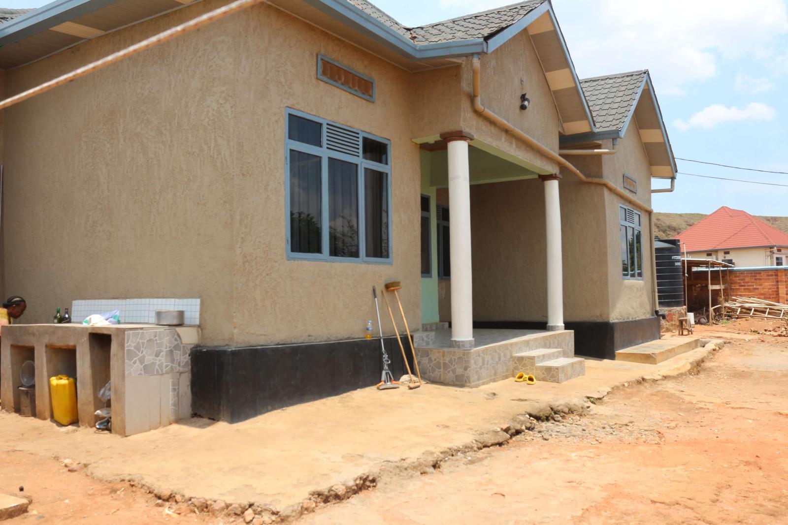 House for sale in Kabeza Kigali Rwanda  near main road access on tarmac road 4