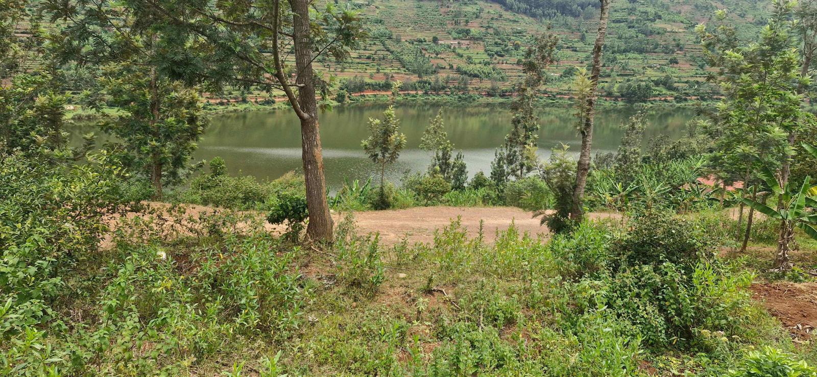 Ecotourism and Hotel plot for sale in Muhazi Kigali Gasabo Rutunga  near lake 3
