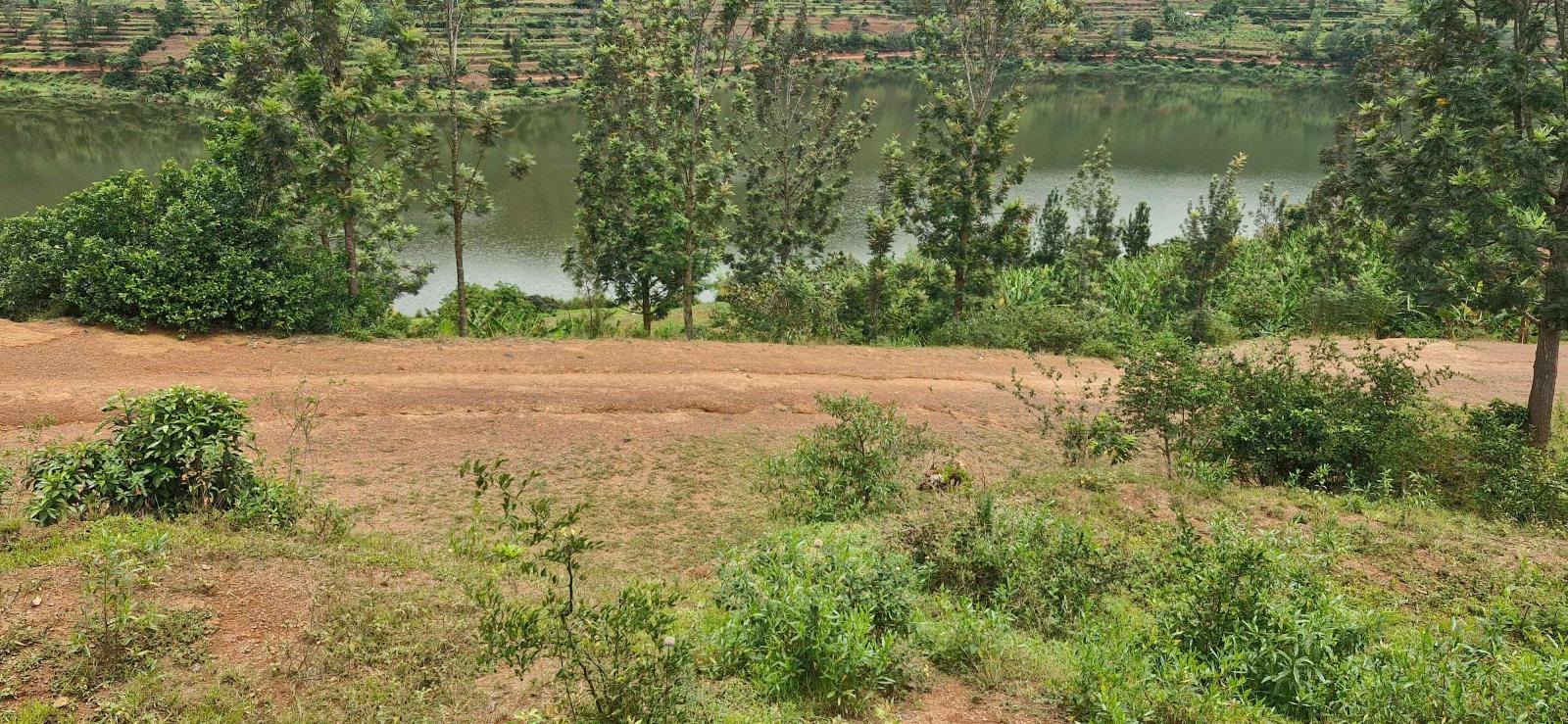 Ecotourism and Hotel plot for sale in Muhazi Kigali Gasabo Rutunga  near lake 1